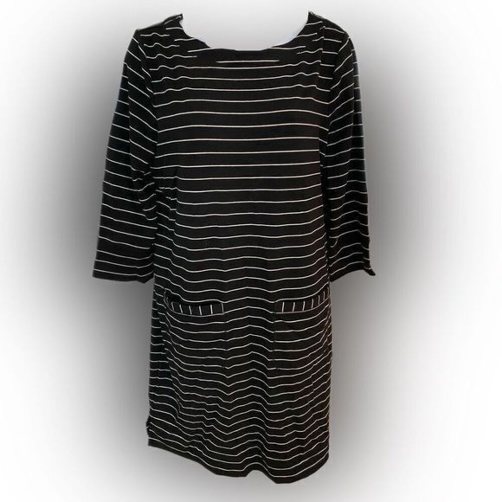 Chico’s Zenergy Shift Dress -8-10 black white striped, cotton spandex